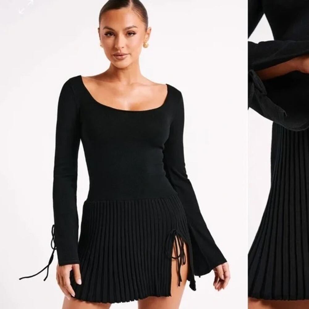 Meshki Black Scoop Neck Long Sleeve Pleated Mini Dress